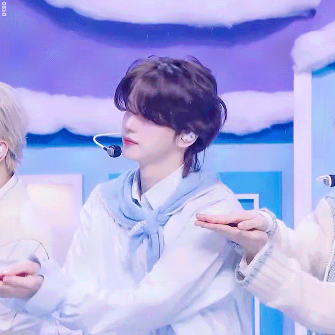 Behind-the-scenes cut of Shinyu (TWS)