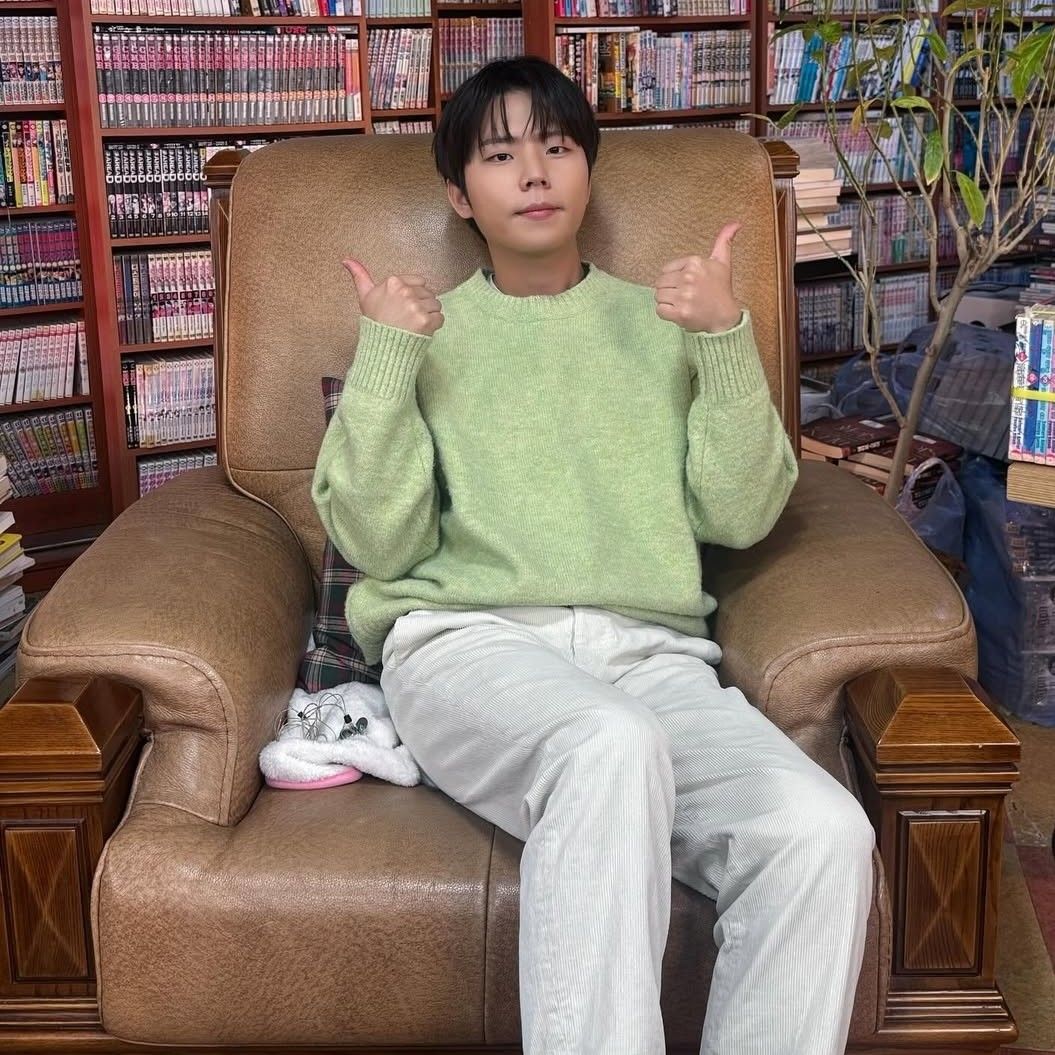 A moment captured by Jung Seunghwan's fan