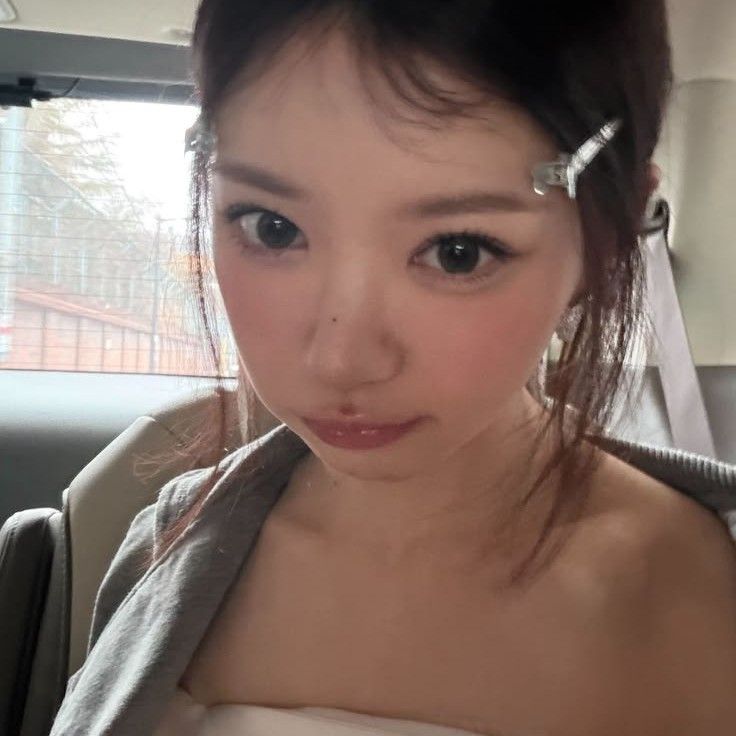 Moka (ILLIT)的最新照片