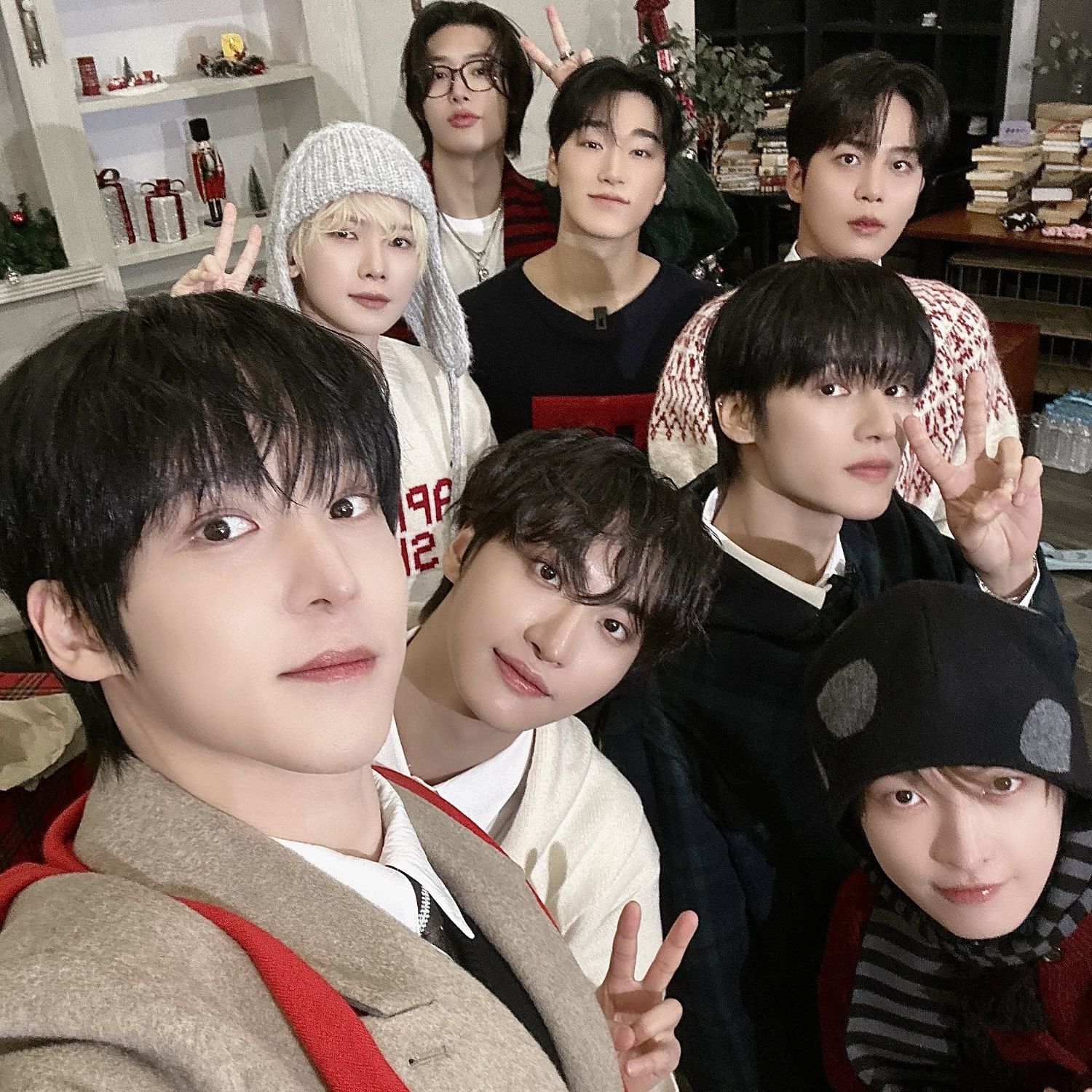 에이티즈의 최신 사진