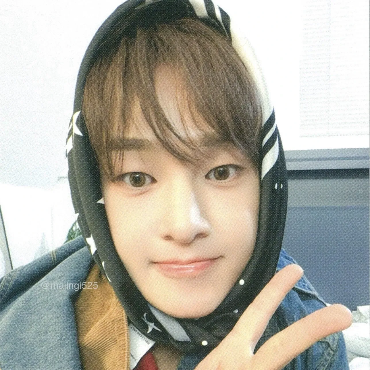 Recent activity shot of Onew (SHINee)