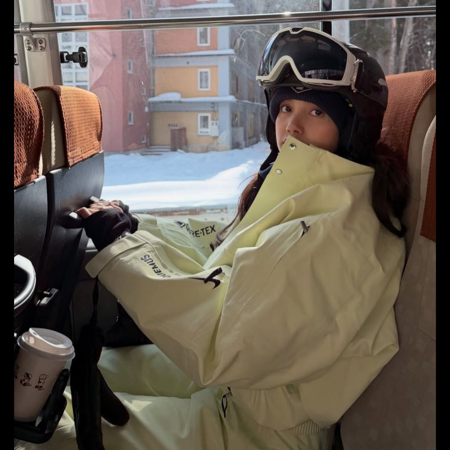 리사 (BLACKPINK)의 최신 사진