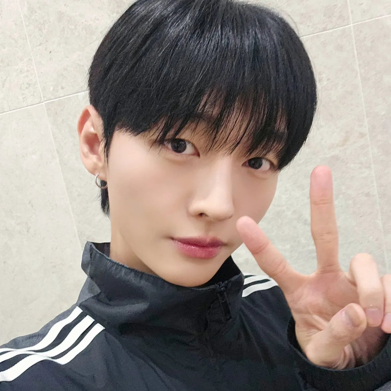 Latest photo of Yoon Jisung