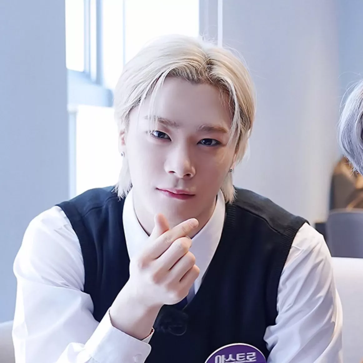 A moment captured by Moonbin (ASTRO)'s fan