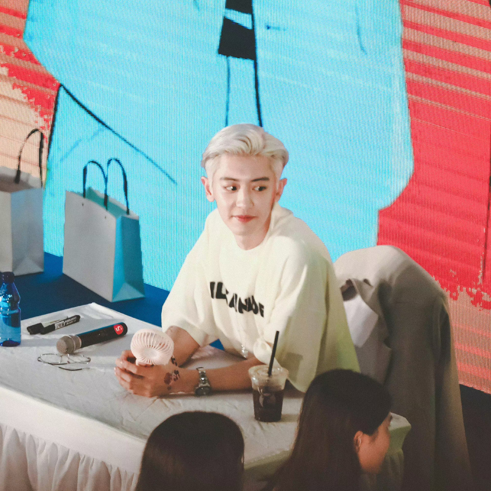 찬열 (EXO)의 최신 사진