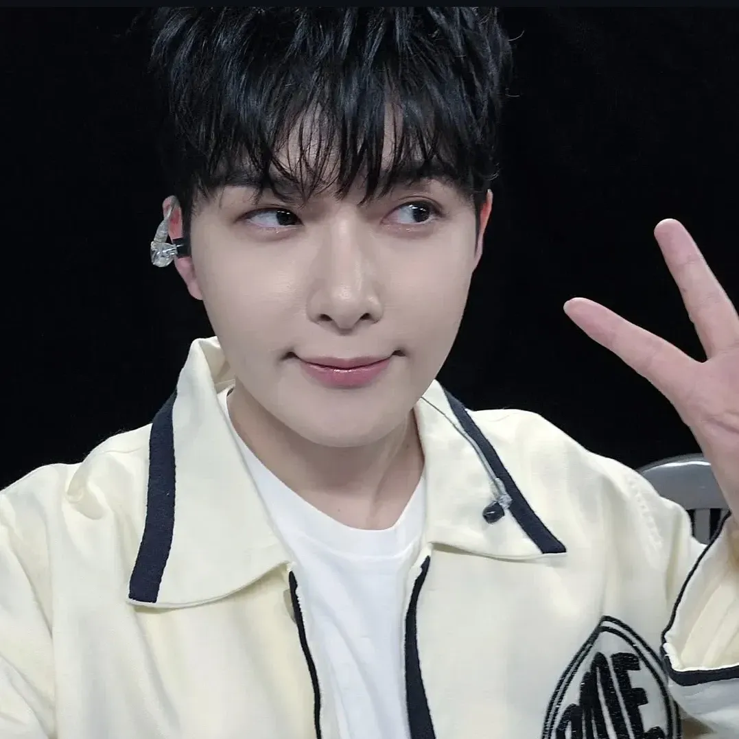 A moment captured by Ryeowook (Super Junior)'s fan