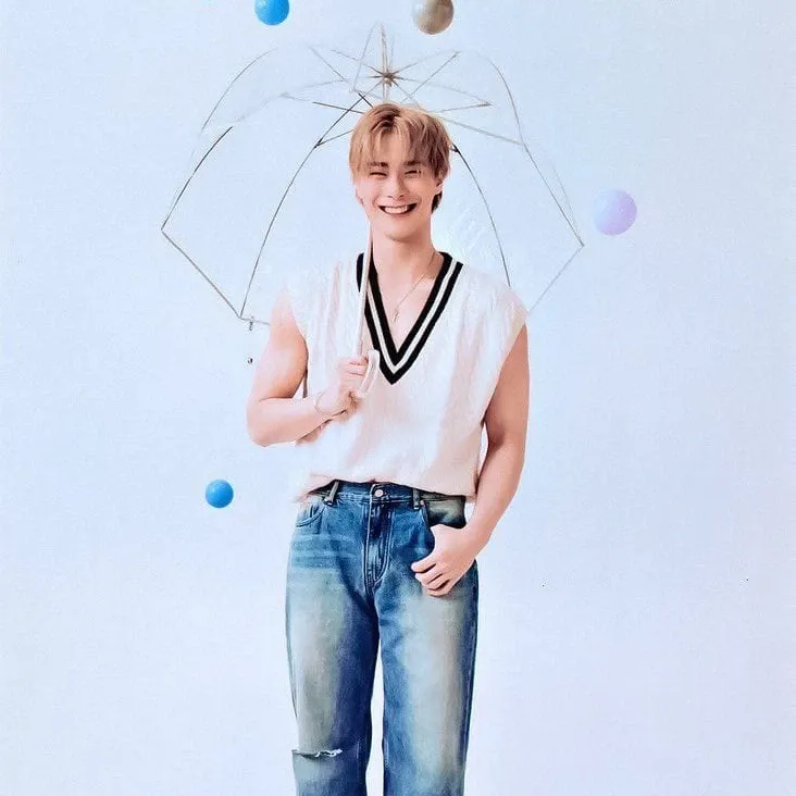 Latest photo of Moonbin (ASTRO)