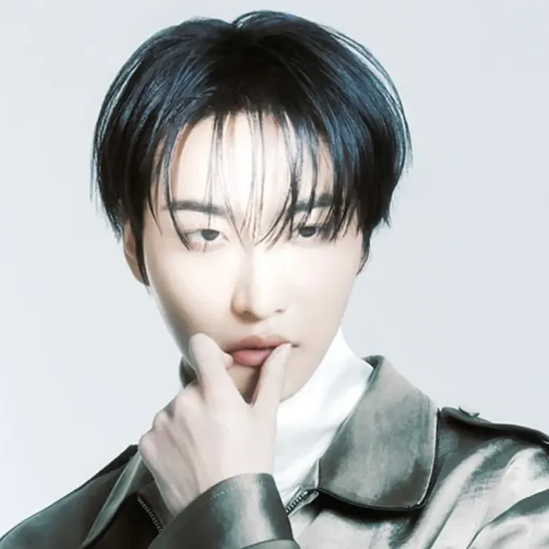 Recent activity shot of Seonghwa (ATEEZ)