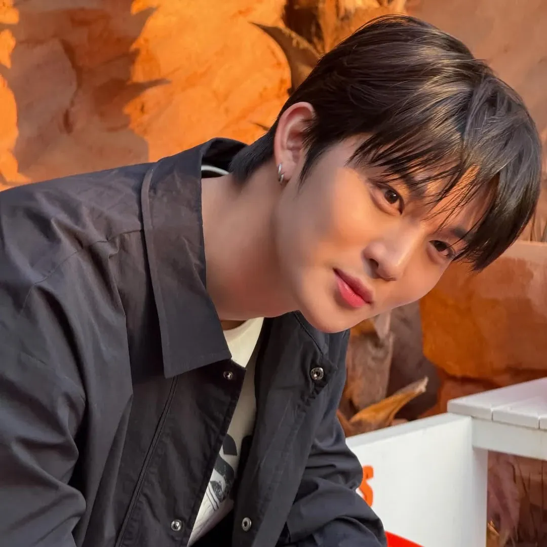 Latest photo of Bae Jinyoung