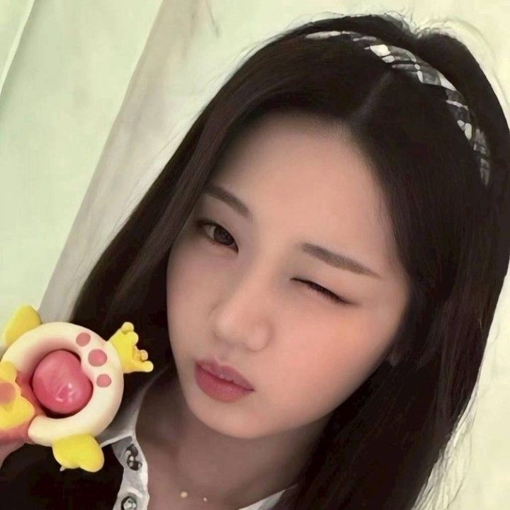 Behind-the-scenes cut of BABYMONSTER