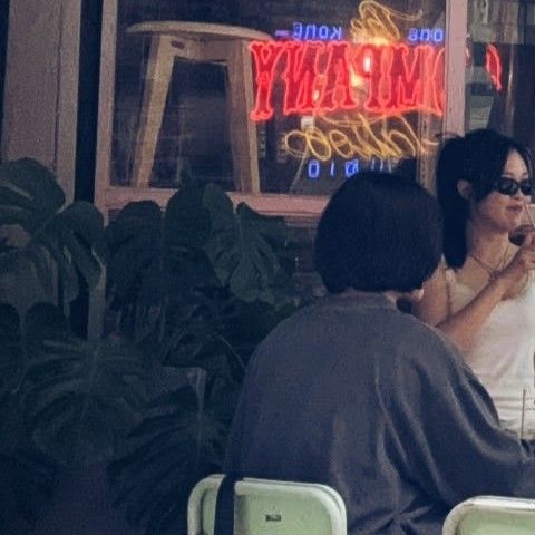 A moment captured by Hwasa (MAMAMOO)'s fan