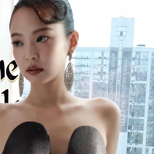 제니 (BLACKPINK)의 비하인드 컷