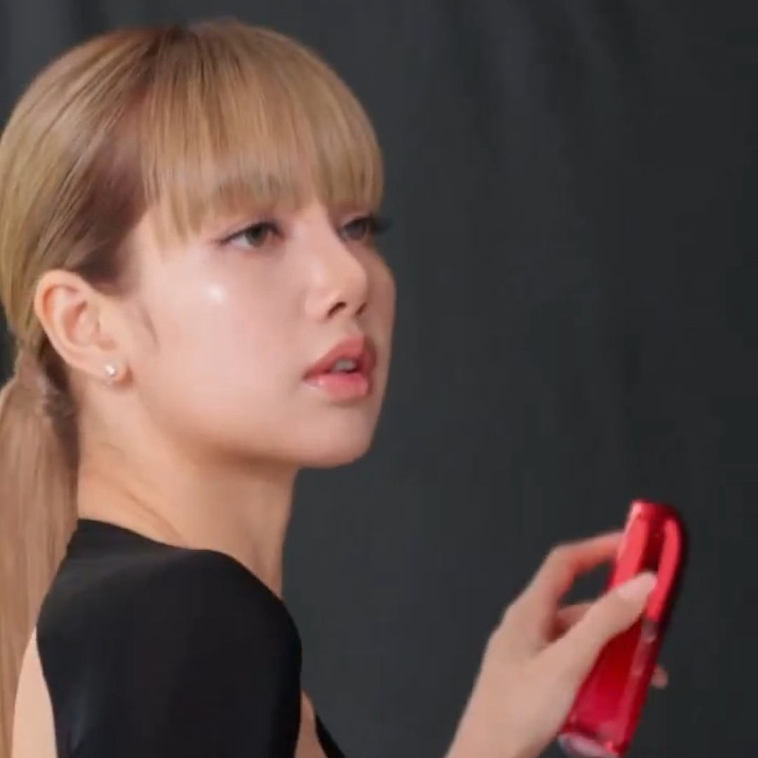 Foto terbaru Lisa (BLACKPINK)