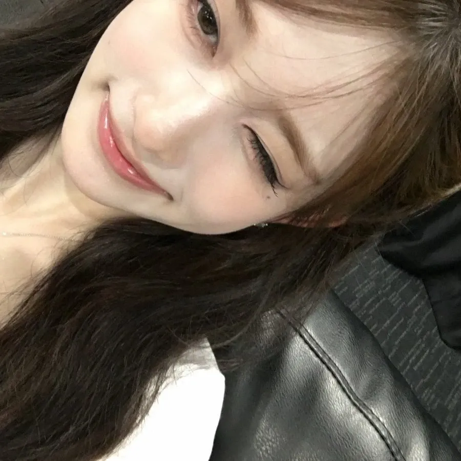 Leeseo (IVE)的最新活動照片