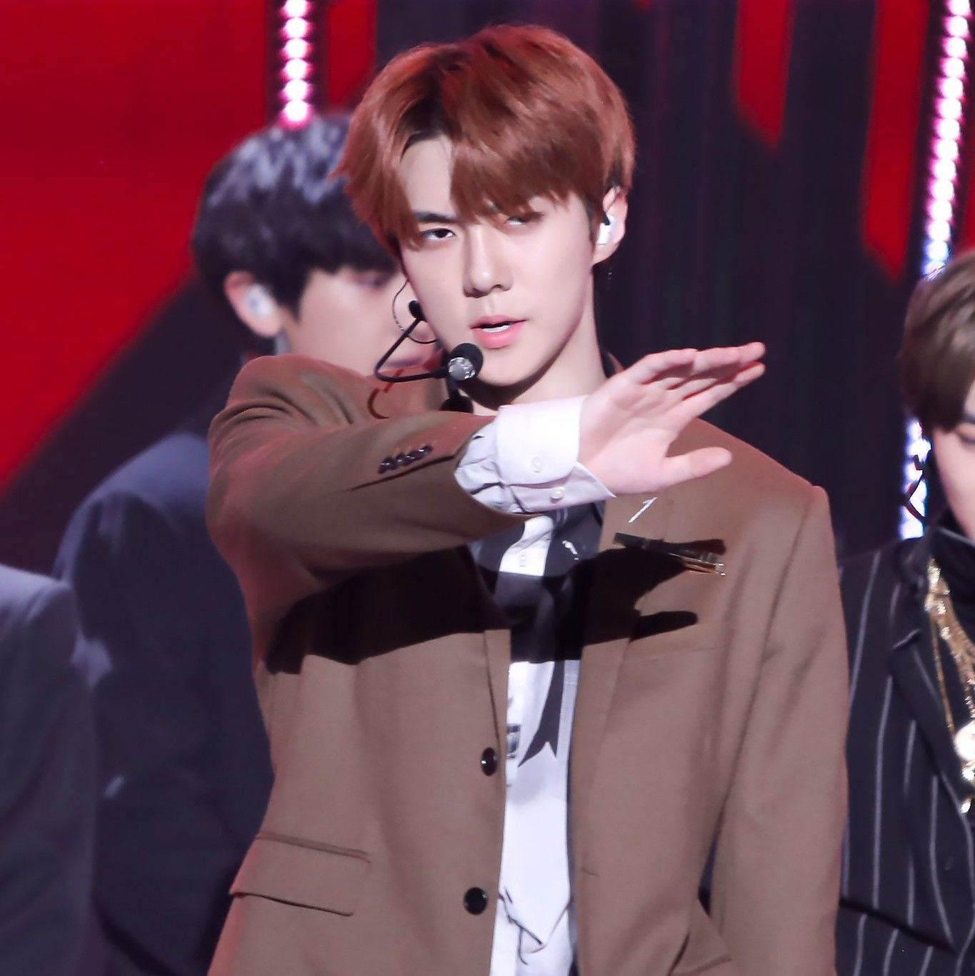 세훈 (EXO) 최근 활동샷