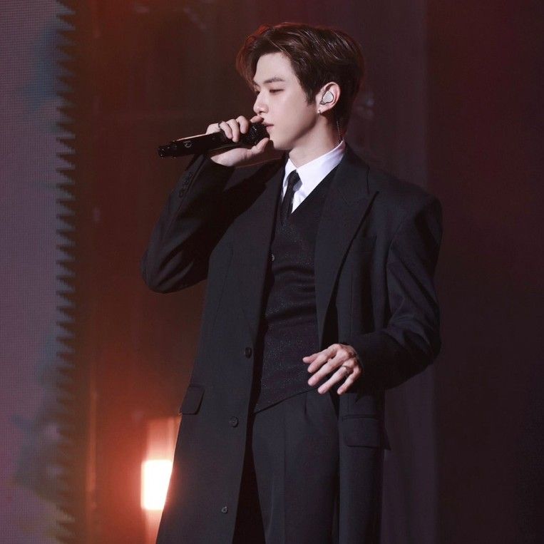 강다니엘의 비하인드 컷