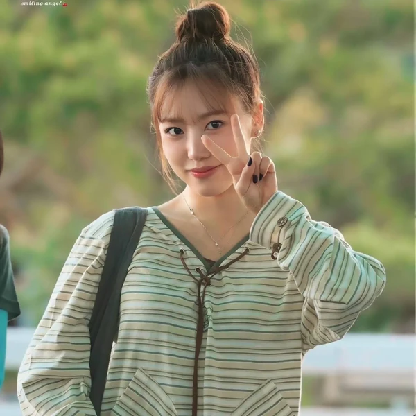 Popular profile image of Kim Namjoo (Apink) selected by votes