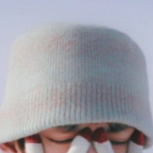 뷔 (방탄소년단)의 비하인드 컷