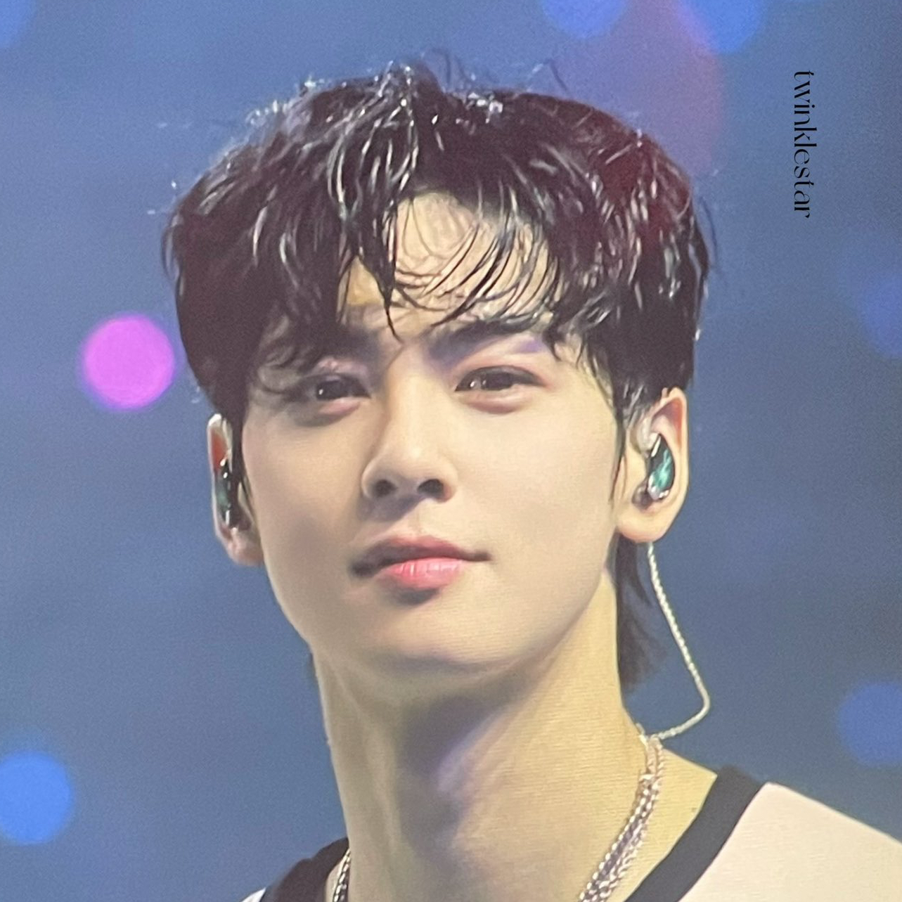 A moment captured by Eunwoo (ASTRO)'s fan