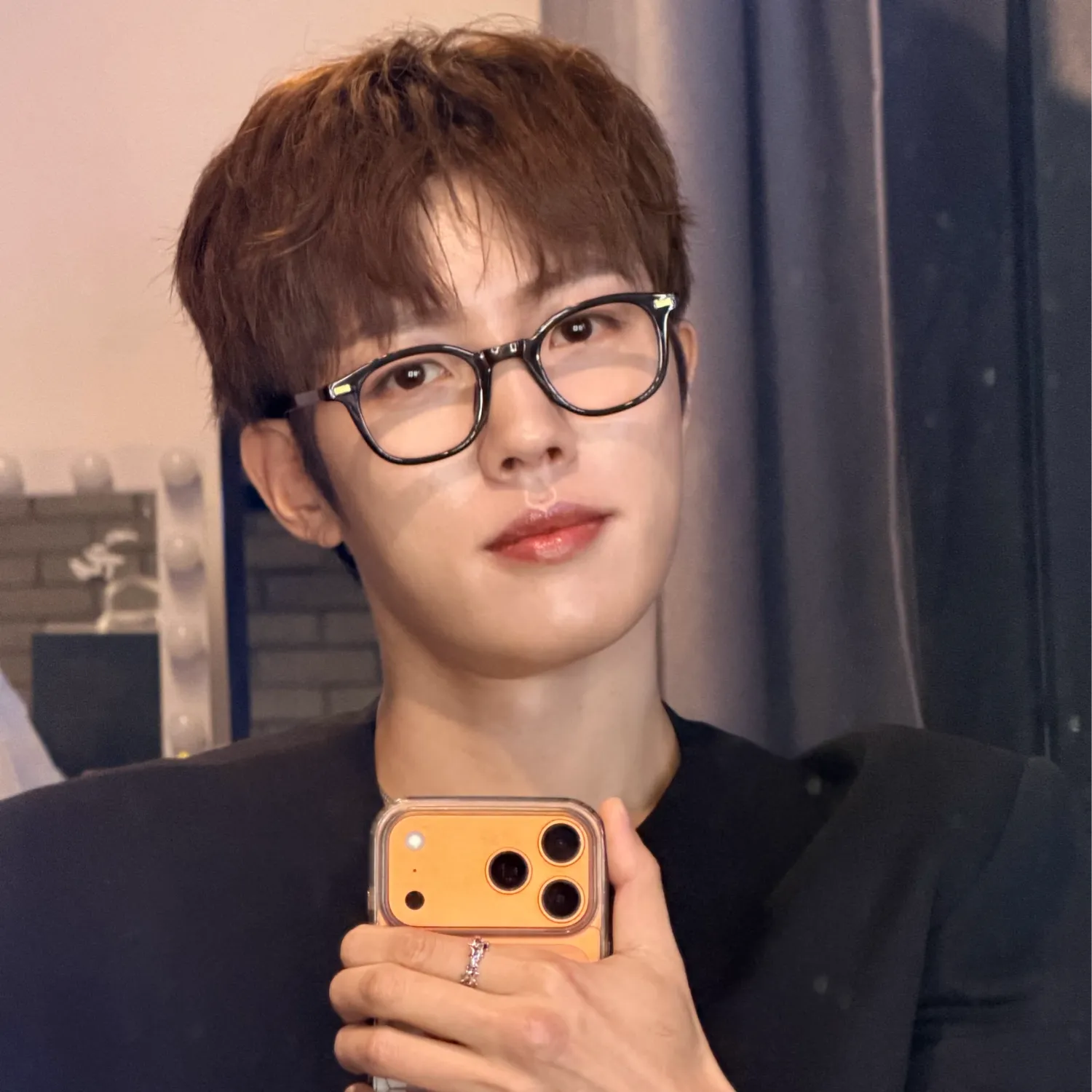 Behind-the-scenes cut of Sungyeol (INFINITE)