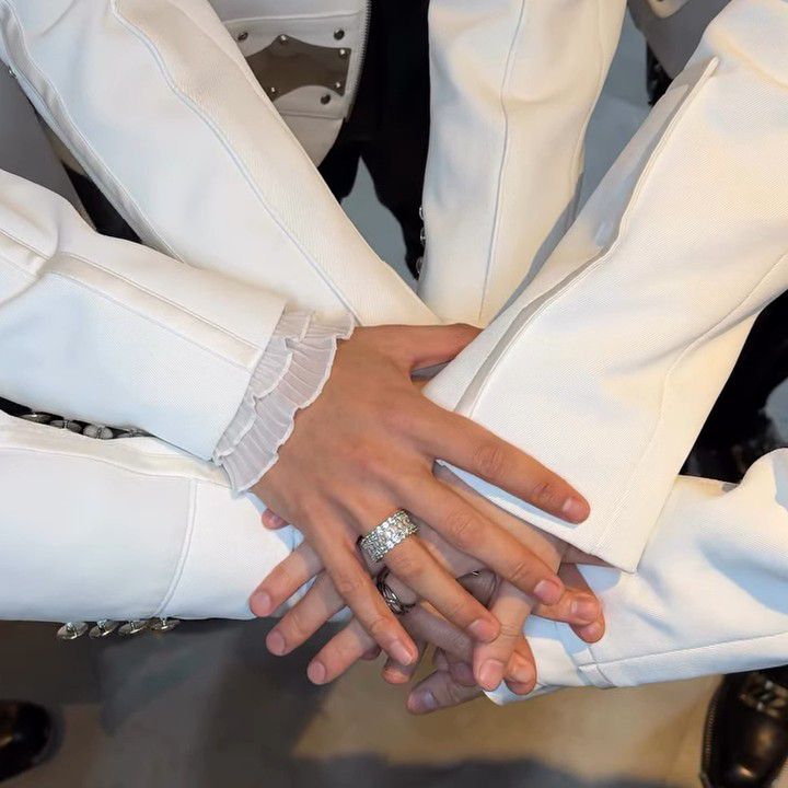 A moment captured by MONSTA X's fan