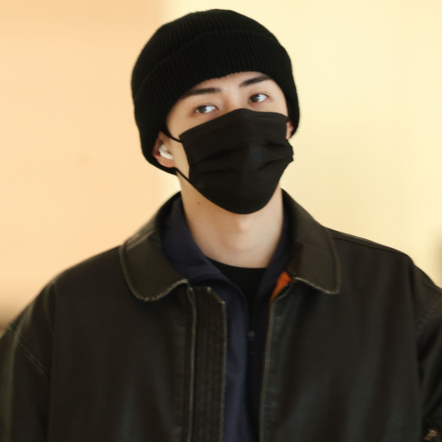 Behind-the-scenes cut of Sehun (EXO)