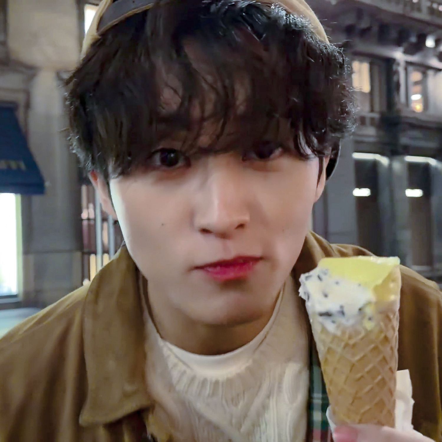 A moment captured by Mark (NCT 127, NCT DREAM)'s fan