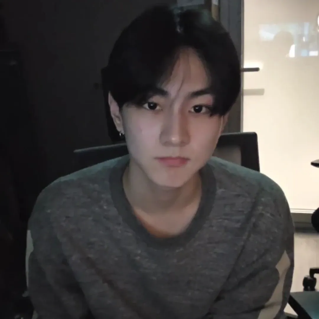 Behind-the-scenes cut of Jungwon (ENHYPEN)