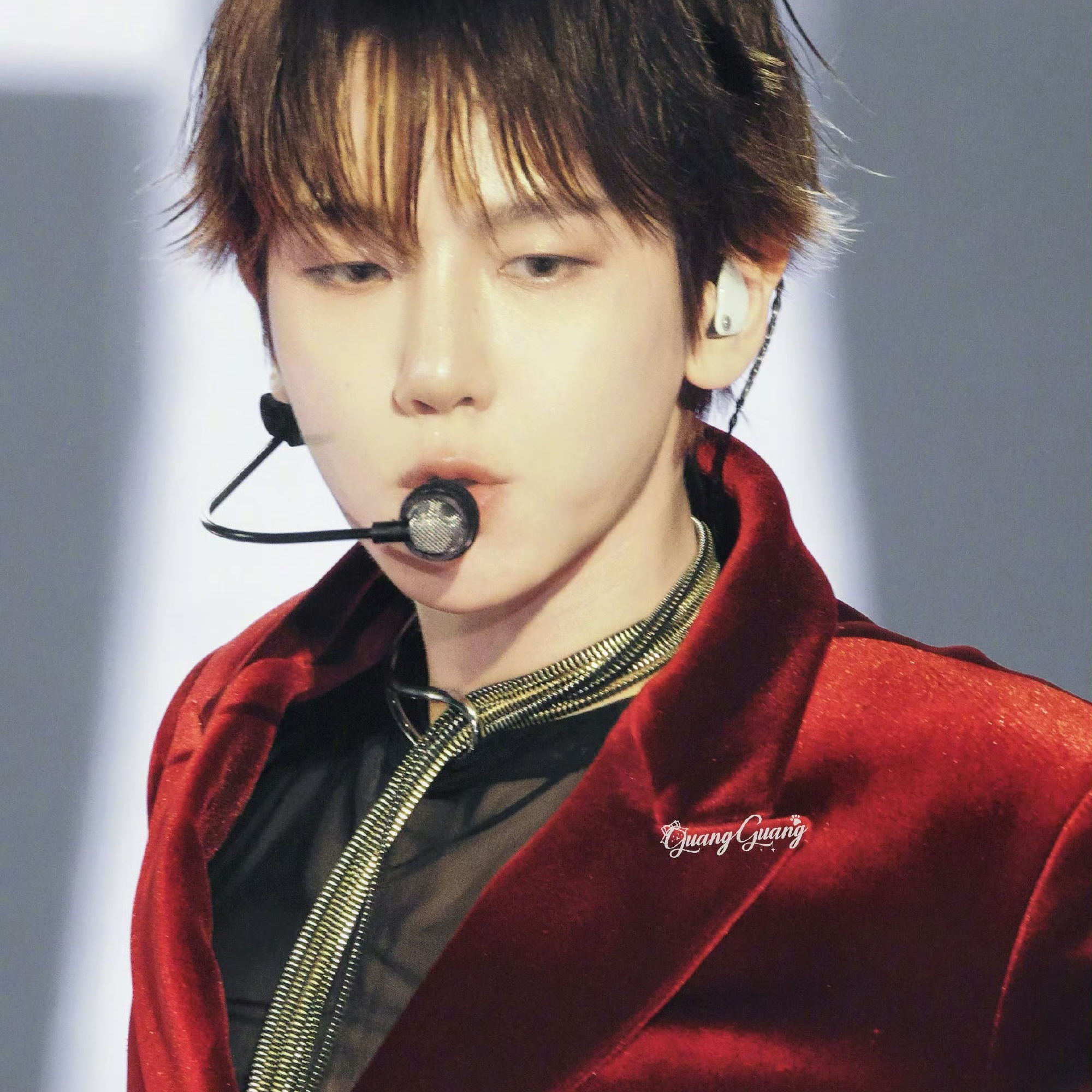 伯贤 (EXO)的幕后花絮