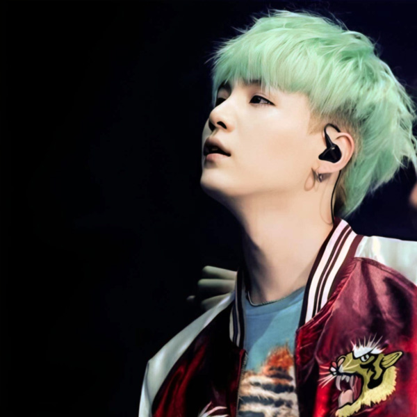 Momen yang diabadikan oleh penggemar SUGA (BTS)