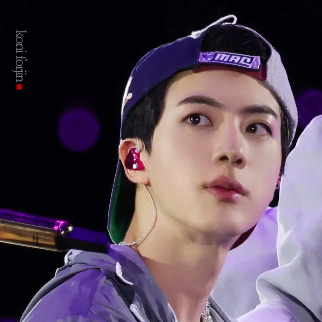Foto terbaru Jin (BTS)
