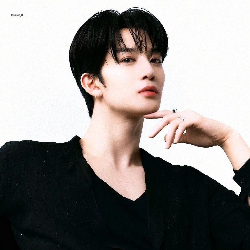 A moment captured by Bae Jinyoung's fan