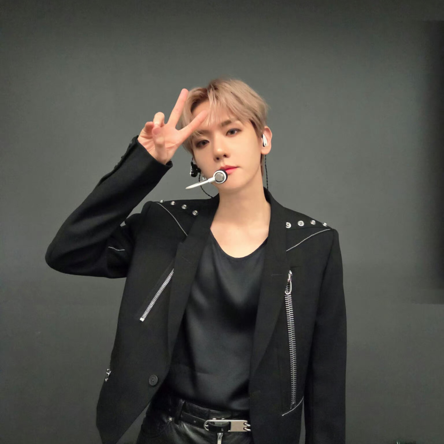 伯賢 (EXO)的幕後花絮