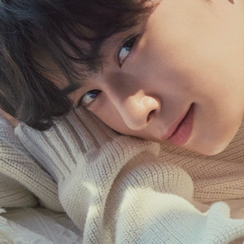 Latest photo of Eunwoo (ASTRO)