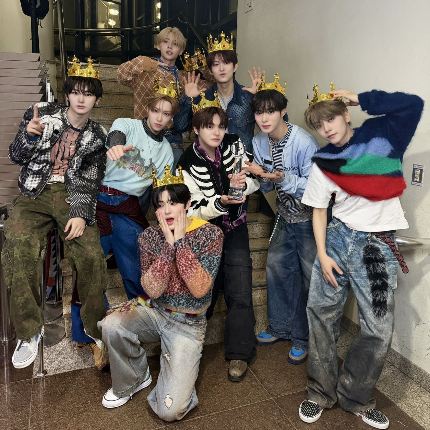 Must-see popular post of 조우안신 (알파드라이브원), your favorite