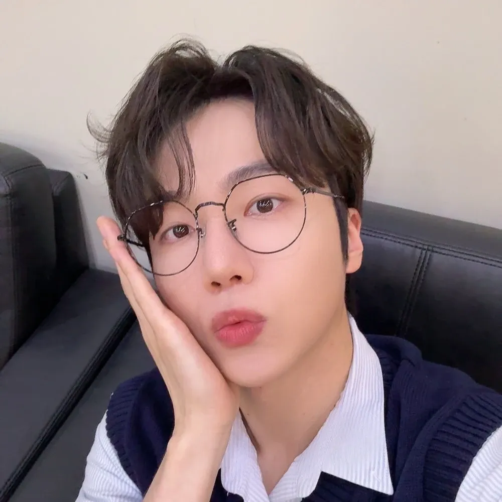 Latest photo of Jinho (PENTAGON)