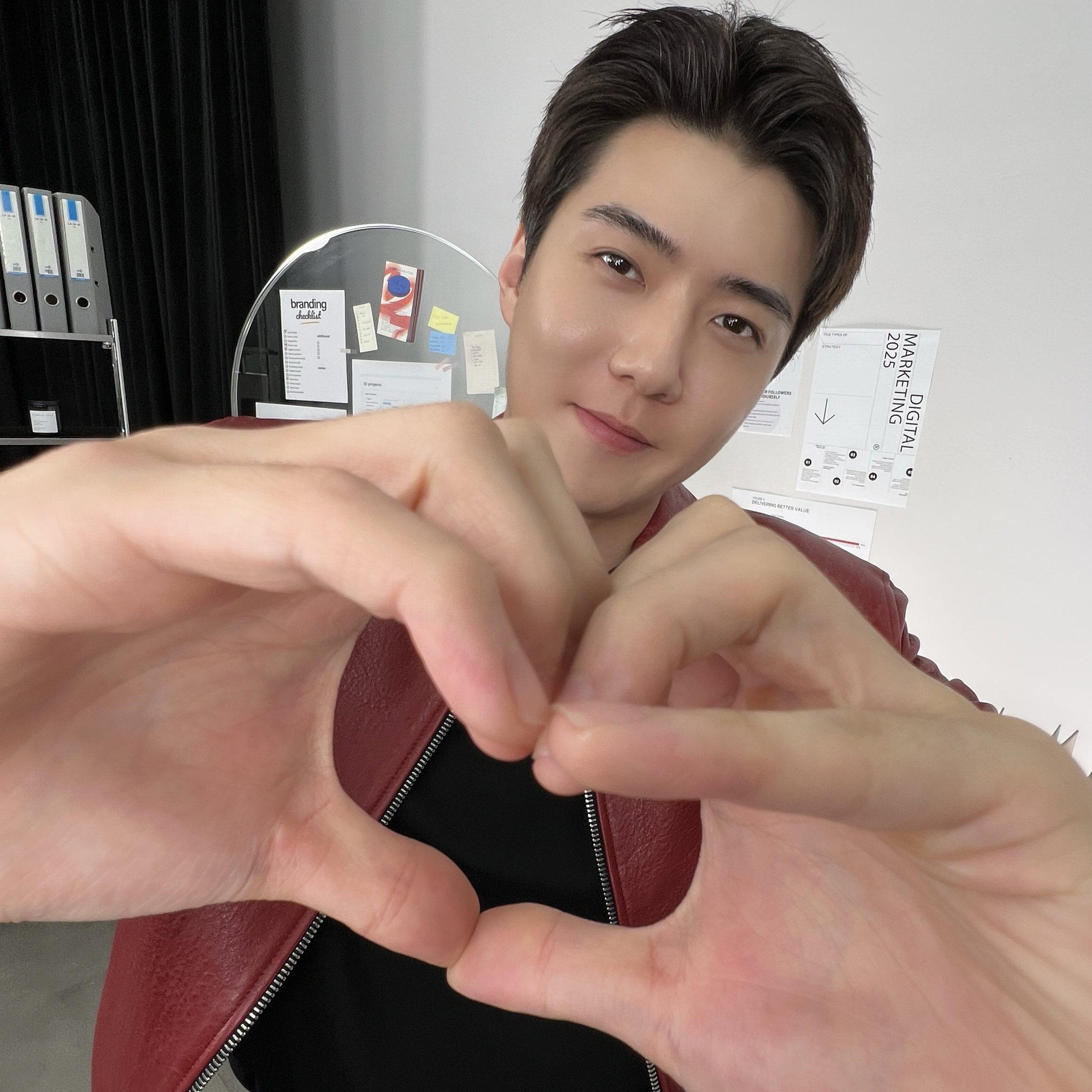 세훈 (EXO) 최근 활동샷