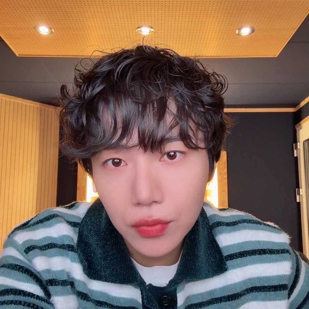 珍虎 (PENTAGON)的最新照片