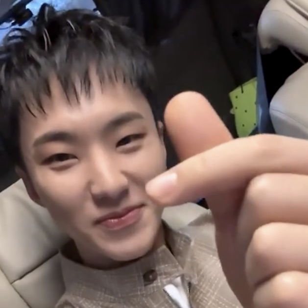 Recent activity shot of Hoshi (SEVENTEEN)