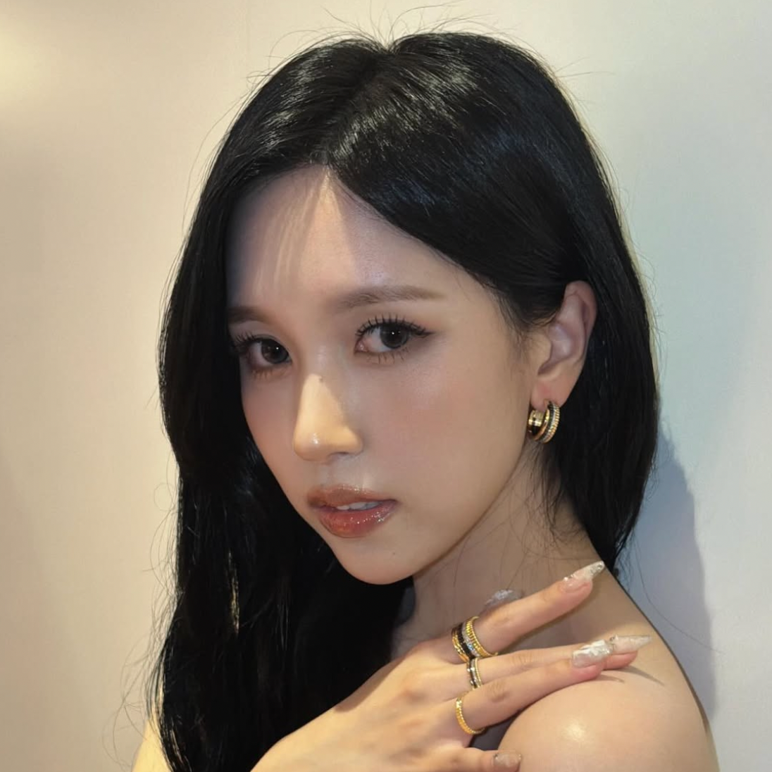 Recent activity shot of Mina (TWICE)