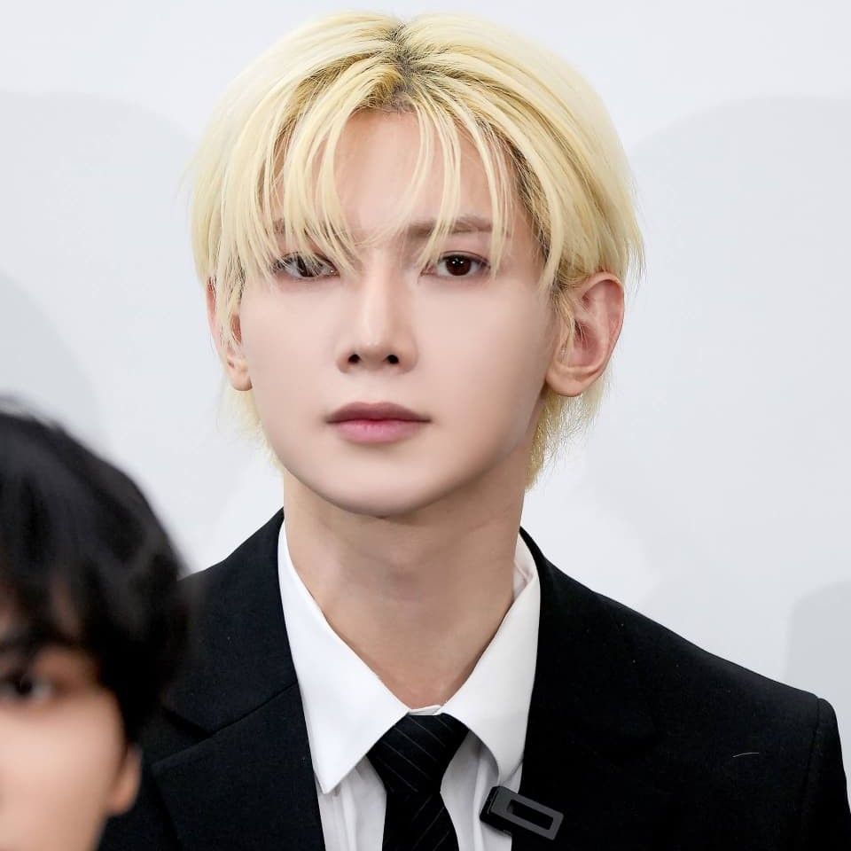 에이티즈의 최신 사진