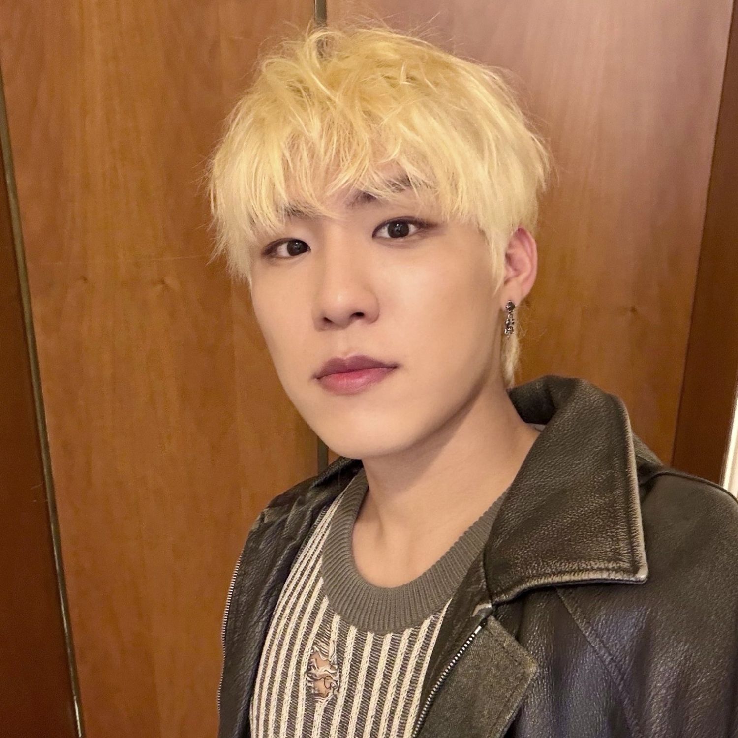 Behind-the-scenes cut of Park Woojin (AB6IX)