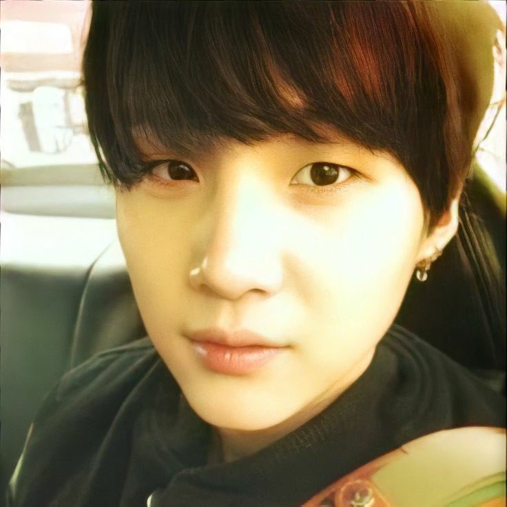 SUGA (BTS)の最新写真