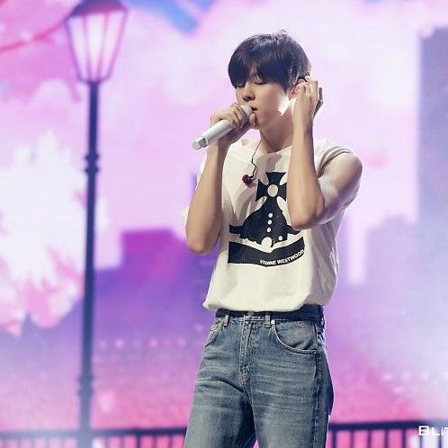 キム・ウソクの最新写真