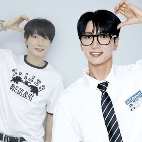 Recent activity shot of Leeteuk (Super Junior)