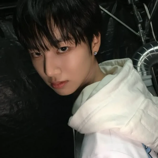 Popular profile image of Park seonghyeon (IDID) selected by votes