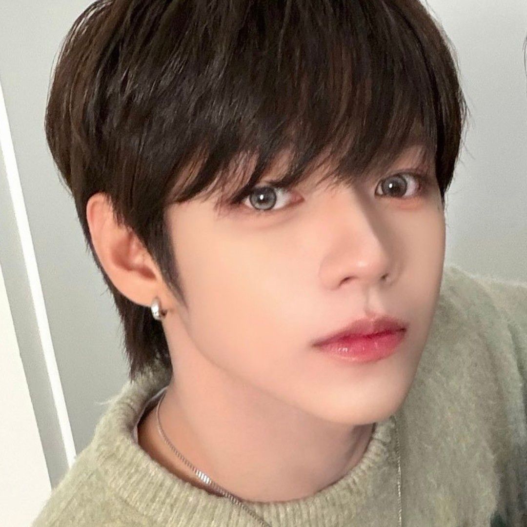 Recent activity shot of JL (AHOF)