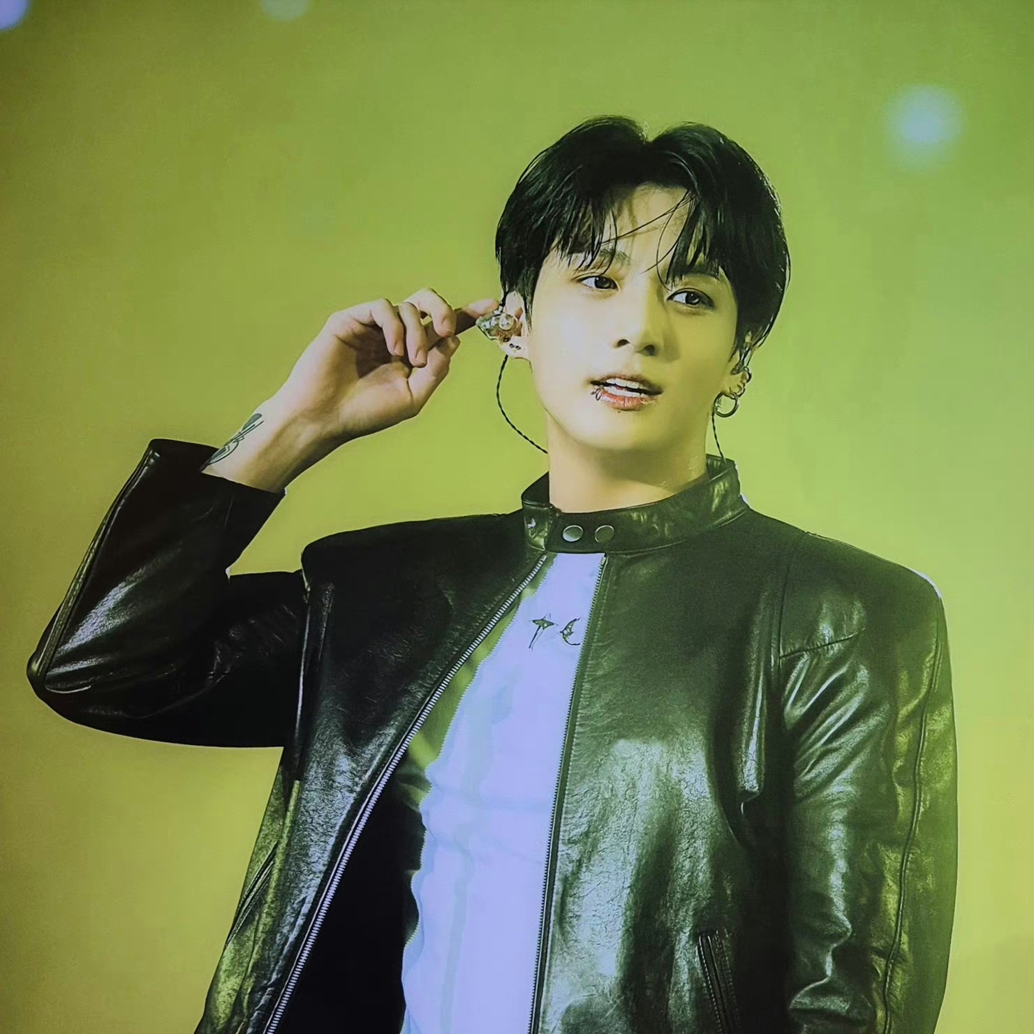 Latest photo of Jungkook (BTS)
