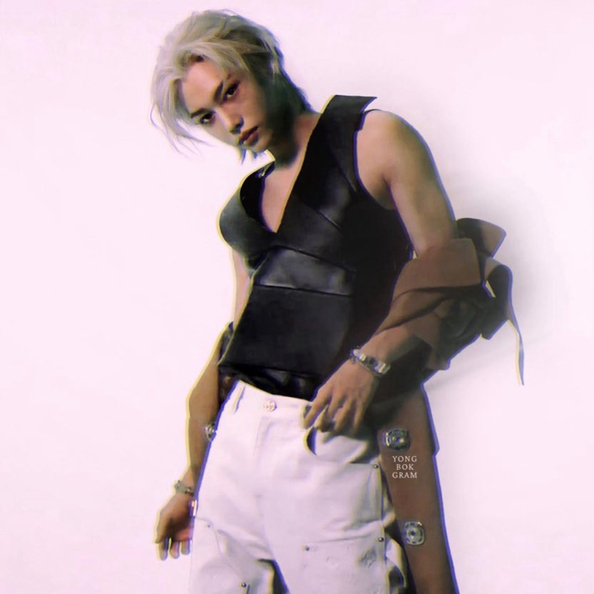 Latest photo of Felix (Stray Kids)