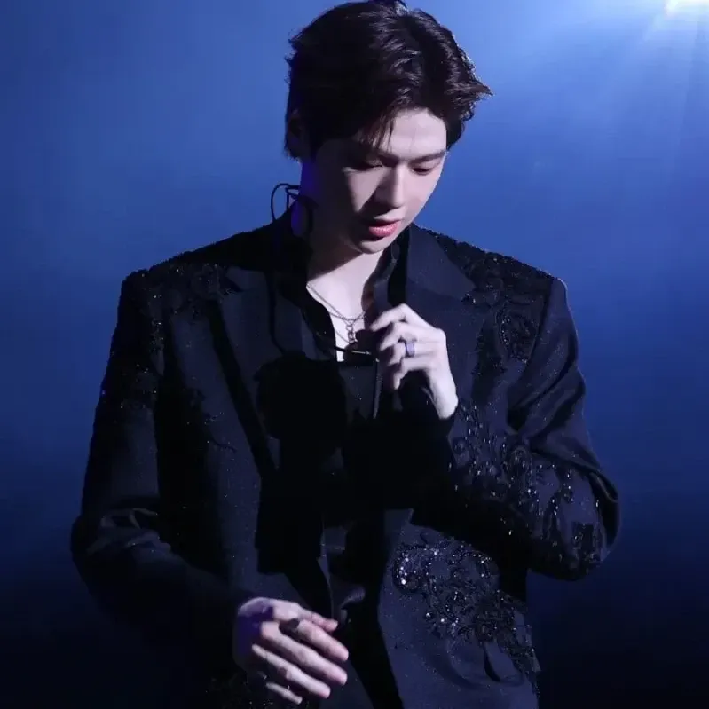 Foto aktivitas terbaru Kang Daniel